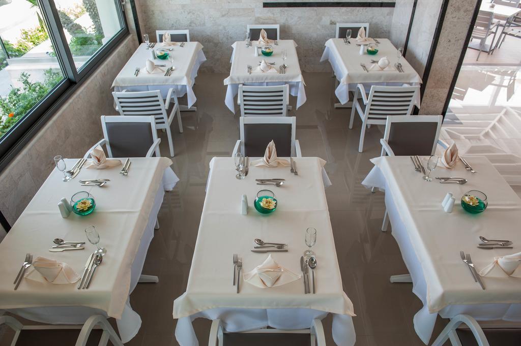 Rhodos Beach Hotel Екстер'єр фото